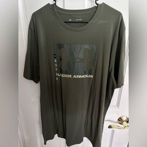 Under Armour T-Shirt. XL Never Worn